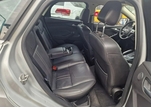 Ford Focus cena 25990 przebieg: 279444, rok produkcji 2012 z Staszów małe 497